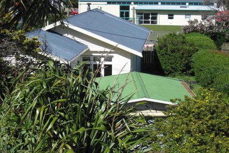 Photo of property in 18 Athens Street, Miramar, Wellington, 6022