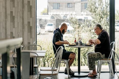 Photo of property in 15 Manatika Road, Karaka, 2124