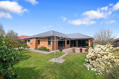 Photo of property in 16 Frame Place, Owhata, Rotorua, 3010