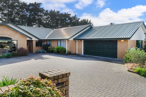 Photo of property in 63 The Glade South, Pukekohe, 2120