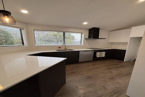 Photo of property in 6 Lakeview Place, Halswell, Christchurch, 8025