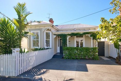 Photo of property in Grace Square, 71 Vermont Street, Ponsonby, Auckland, 1011