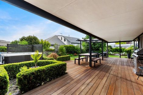 Photo of property in 11 Holyrood Street, Taradale, Napier, 4112