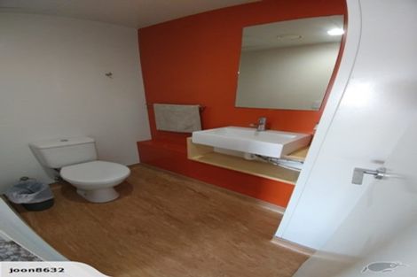 Photo of property in Empire Apartments, 1520/21 Whitaker Place, Grafton, Auckland, 1010