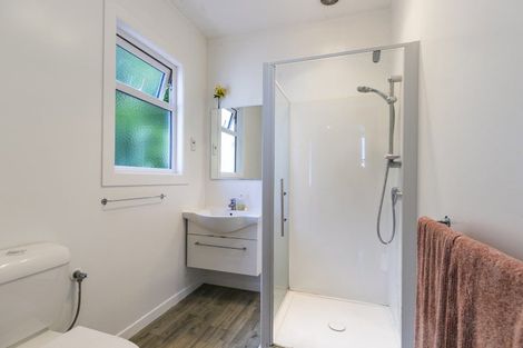 Photo of property in 112 Kelburn Parade, Kelburn, Wellington, 6012