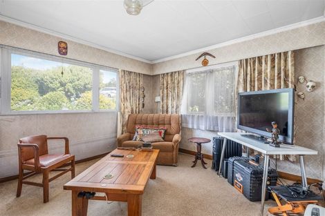 Photo of property in 21 Tarawera Road, Johnsonville, Wellington, 6037