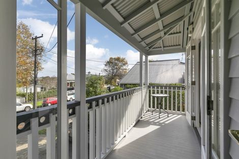 Photo of property in 12 High Street, Devonport, Auckland, 0624