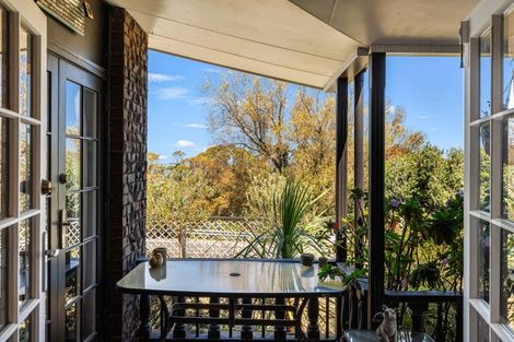 Photo of property in 2 Montgomery Road, Otamatea, Whanganui, 4501