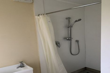 Photo of property in 59b Percy Dyett Drive, Karori, Wellington, 6012