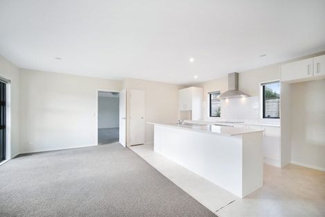 Photo of property in 3 Mill Grove, Riverhead, 0820