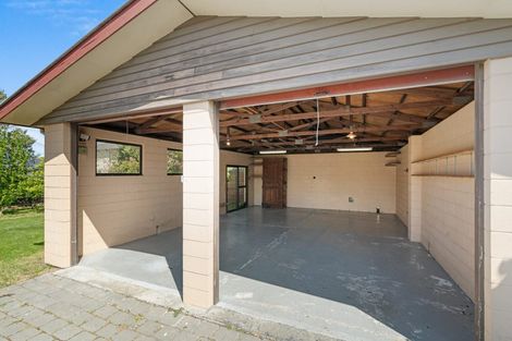 Photo of property in 131 Memorial Avenue, Burnside, Christchurch, 8053