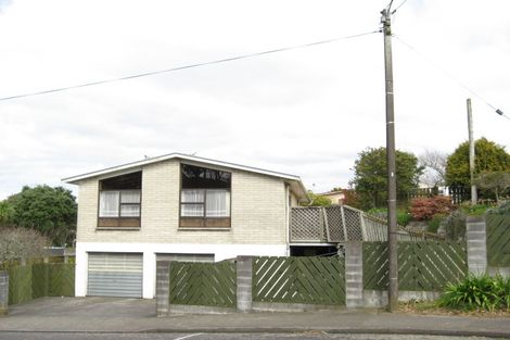 Photo of property in 6 Raiomiti Street, Fitzroy, New Plymouth, 4312