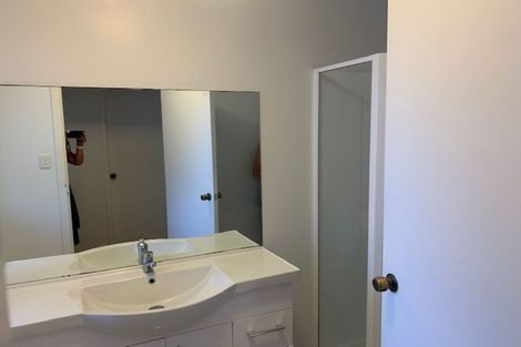 Photo of property in 139 Bucklands Beach Road, Bucklands Beach, Auckland, 2012