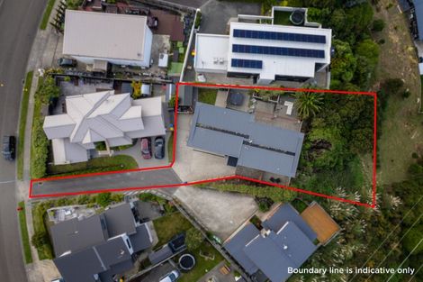 Photo of property in 35 Endeavour Drive, Whitby, Porirua, 5024