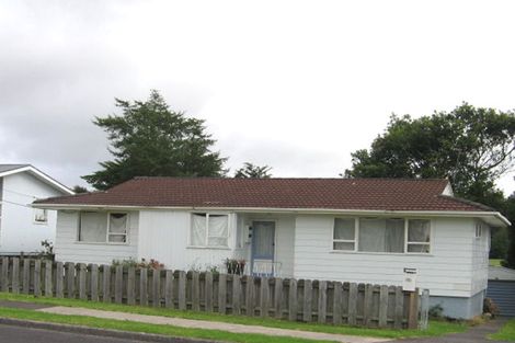 Photo of property in 154 Colwill Road, Massey, Auckland, 0614