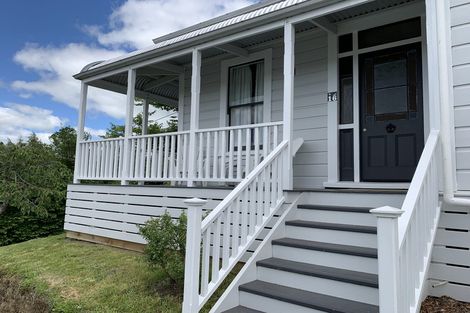 Photo of property in 16 Kiwi Road, Taihape, 4720
