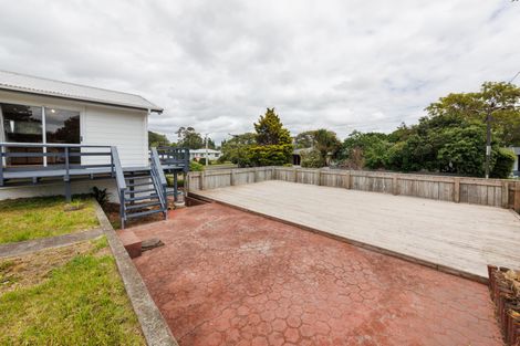 Photo of property in 2 Stoke Place, Awapuni, Palmerston North, 4412