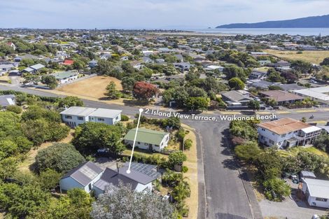 Photo of property in 2 Island View Terrace, Waikanae Beach, Waikanae, 5036