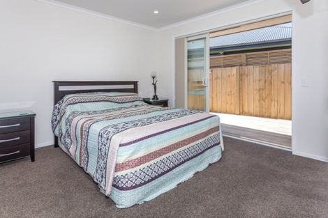 Photo of property in 80 Golden Shore Place, Coromandel, 3506