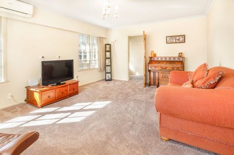 Photo of property in 3 Hampton Place, St Andrews, Hamilton, 3200