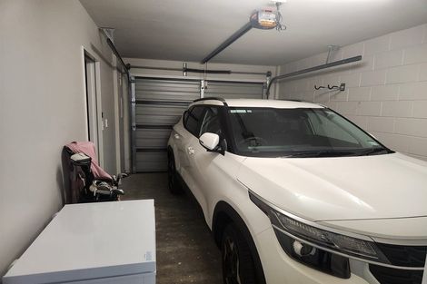 Photo of property in Pirie Street Townhouses, 32/35 Pirie Street, Mount Victoria, Wellington, 6011