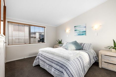 Photo of property in 185 Marine Parade, Mount Maunganui, 3116