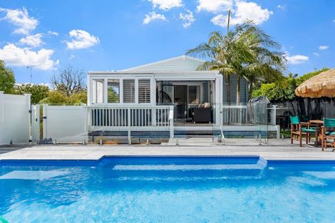 Photo of property in 105 Ladies Mile, Manly, Whangaparaoa, 0930