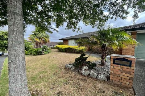 Photo of property in 9 Lake Panorama Drive, Henderson, Auckland, 0612