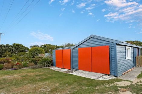 Photo of property in 10 Greenfield Street, Hector, 7822