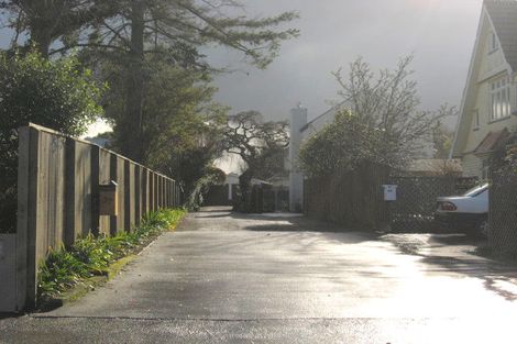 Photo of property in 37 Holly Road, St Albans, Christchurch, 8014