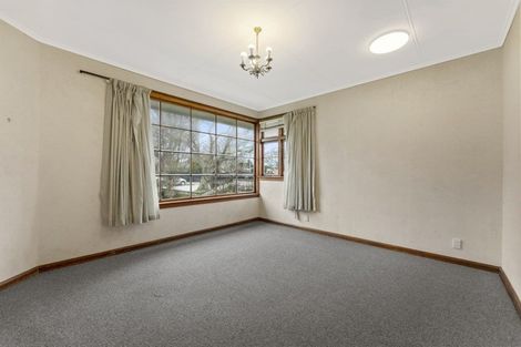 Photo of property in 34 Pahiatua Street, Hokowhitu, Palmerston North, 4410