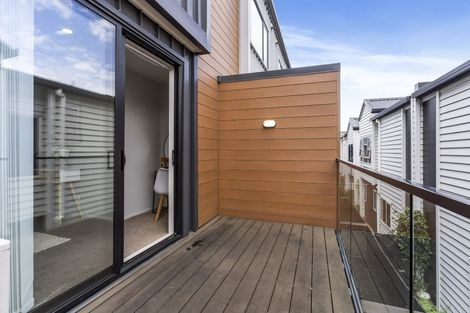 Photo of property in 21 Marumaru Lane, Manurewa, Auckland, 2102