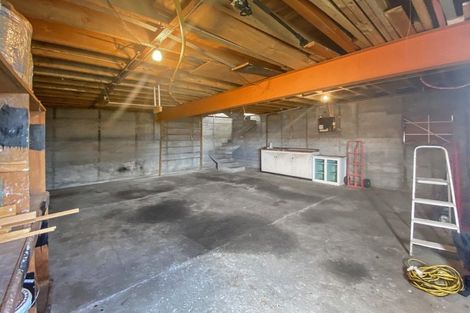 Photo of property in 176 Karaka Street, Castlecliff, Whanganui, 4501