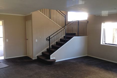 Photo of property in 10 Premwood Road, Flat Bush, Auckland, 2016