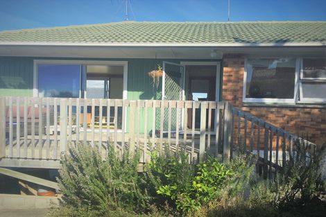 Photo of property in 30 Megan Avenue, Pakuranga Heights, Auckland, 2010