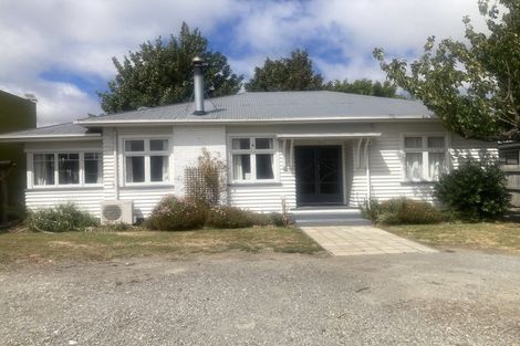 Photo of property in 100 Shakespeare Road, Waltham, Christchurch, 8023