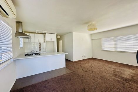 Photo of property in 80 Ngataringa Road, Devonport, Auckland, 0624