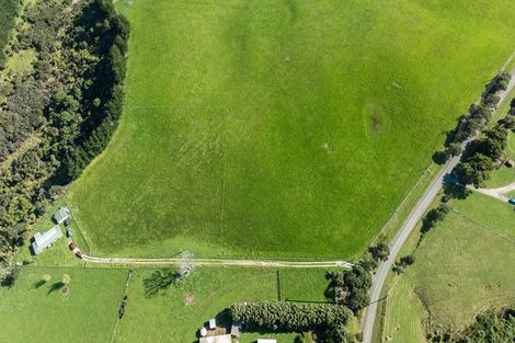 Photo of property in 179 Evans Road, South Head, 0874