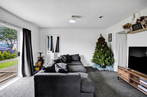 Photo of property in 391 Waihi Road, Normanby, Hawera, 4614