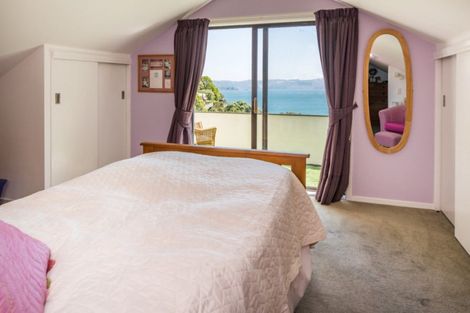 Photo of property in 16 Marama Terrace, Eastbourne, Lower Hutt, 5013