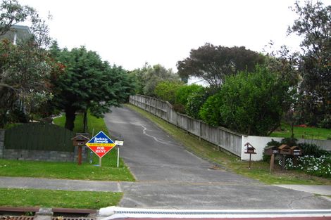 Photo of property in 25 Alec Craig Way, Gulf Harbour, Whangaparaoa, 0930