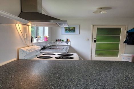 Photo of property in 107 Dowse Drive, Maungaraki, Lower Hutt, 5010