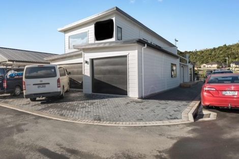 Photo of property in 16 Rire Hau Lane, Pyes Pa, Tauranga, 3112