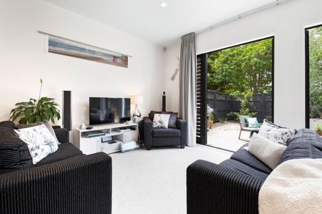 Photo of property in 12/11 The Avenue, Albany, Auckland, 0632