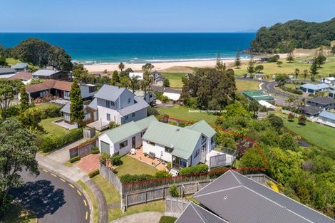 Photo of property in 145 Bambury Place, Onemana, Whangamata, 3691