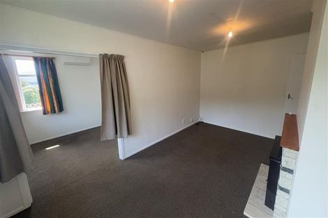 Photo of property in 14 Thomson Grove, Stokes Valley, Lower Hutt, 5019