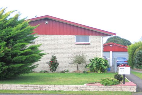 Photo of property in 22 Ashurst Avenue, Pukete, Hamilton, 3200