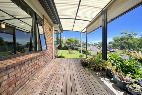 Photo of property in 57 Mt Lebanon Crescent, The Gardens, Auckland, 2105