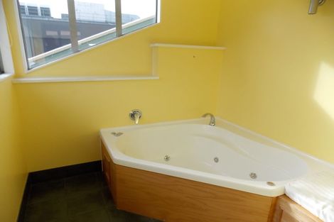 Photo of property in Vicino Apartments, 31/33 Taranaki Street, Te Aro, Wellington, 6011