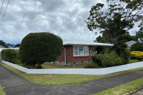 Photo of property in 36 Mount Edgcumbe Street, New Plymouth, 4310